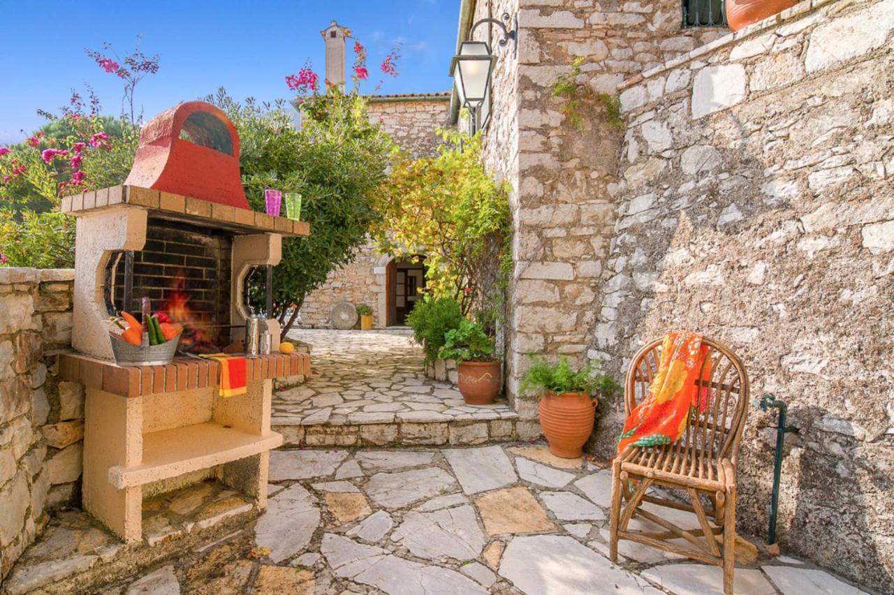 Villa Lithari, Nissaki, Corfu Vigglatouri エクステリア 写真