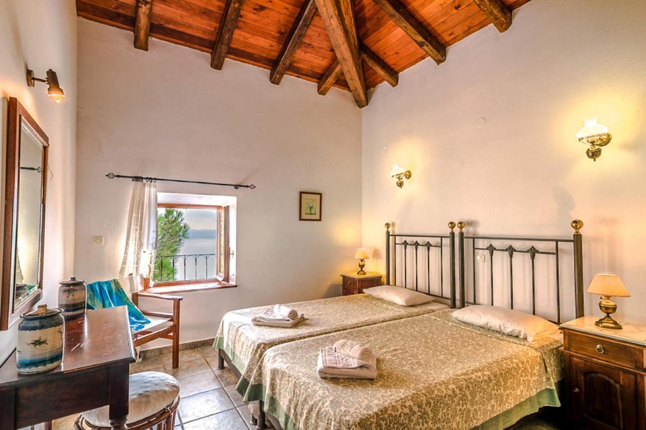 Villa Lithari, Nissaki, Corfu Vigglatouri エクステリア 写真
