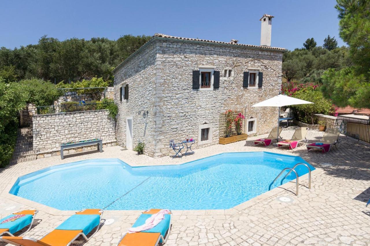 Villa Lithari, Nissaki, Corfu Vigglatouri エクステリア 写真