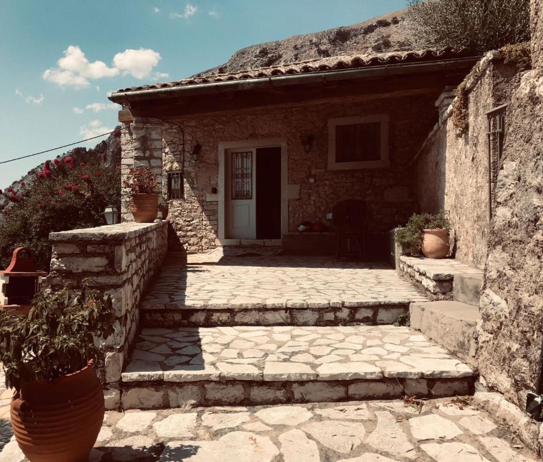 Villa Lithari, Nissaki, Corfu Vigglatouri エクステリア 写真